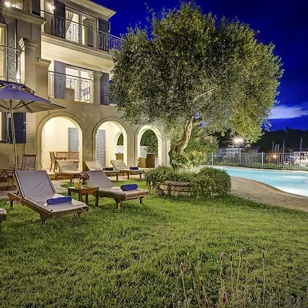 Sleeps 11 Pool Air Con Wifi Villa