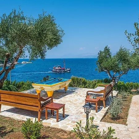 Sleeps 11 Pool Air Con Wifi *
