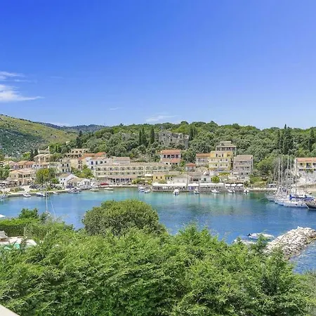 Villa Sleeps 11 Pool Air Con Wifi Kassiopi