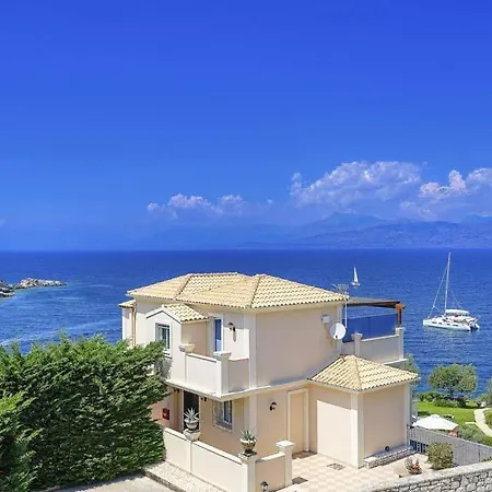 Villa Sleeps 11 Pool Air Con Wifi *