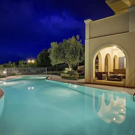 Sleeps 11 Pool Air Con Wifi Villa *
